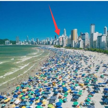 Apartamento Vista Mar - Pe Na Areia Balneário Camboriú Exterior foto
