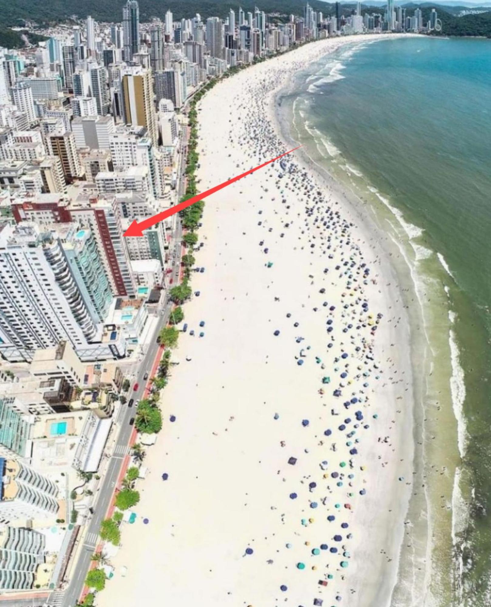 Apartamento Vista Mar - Pe Na Areia Balneário Camboriú Exterior foto